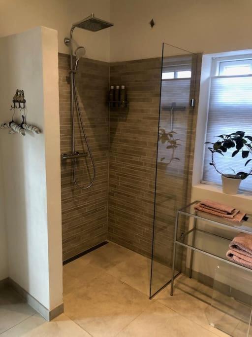 Cozy, Quiet Guest House Perfect For Business Or Pleasure Hillerød Esterno foto