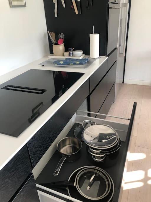 Cozy, Quiet Guest House Perfect For Business Or Pleasure Hillerød Esterno foto