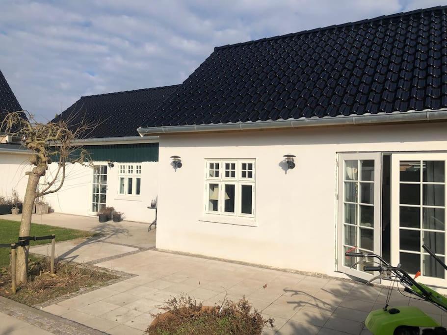 Cozy, Quiet Guest House Perfect For Business Or Pleasure Hillerød Esterno foto
